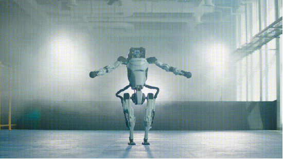 4月，机器人的“落幕与革命”
